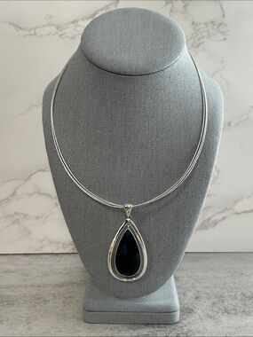 Silver Teardrop Pendant Necklace with Gray Pendant